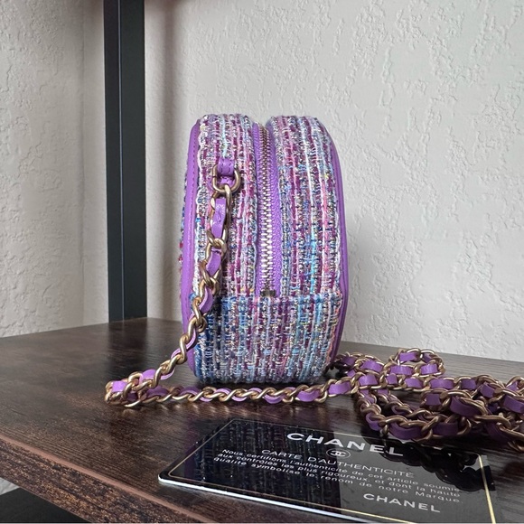 Authentic New Chanel Filigree Purple Multicolor Tweed Round Crossbody Bag - Picture 4 of 12